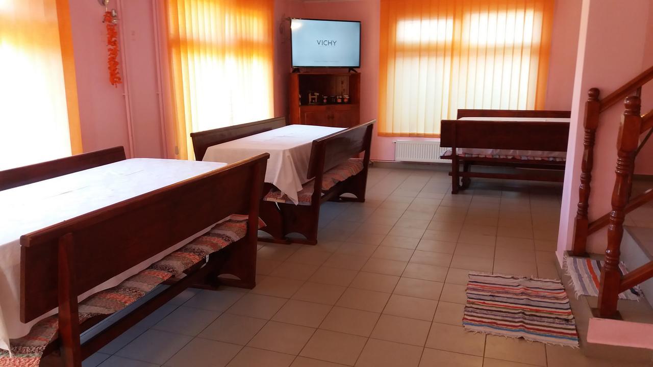 Casa Andreea-Maria Hotel Vártop Kültér fotó